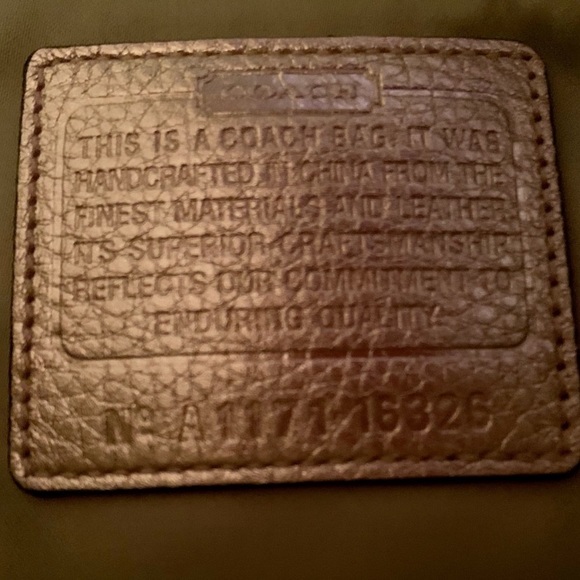 Coach Poppy Legacy Stripe Glam Tote & Wallet - Picture 6 of 8